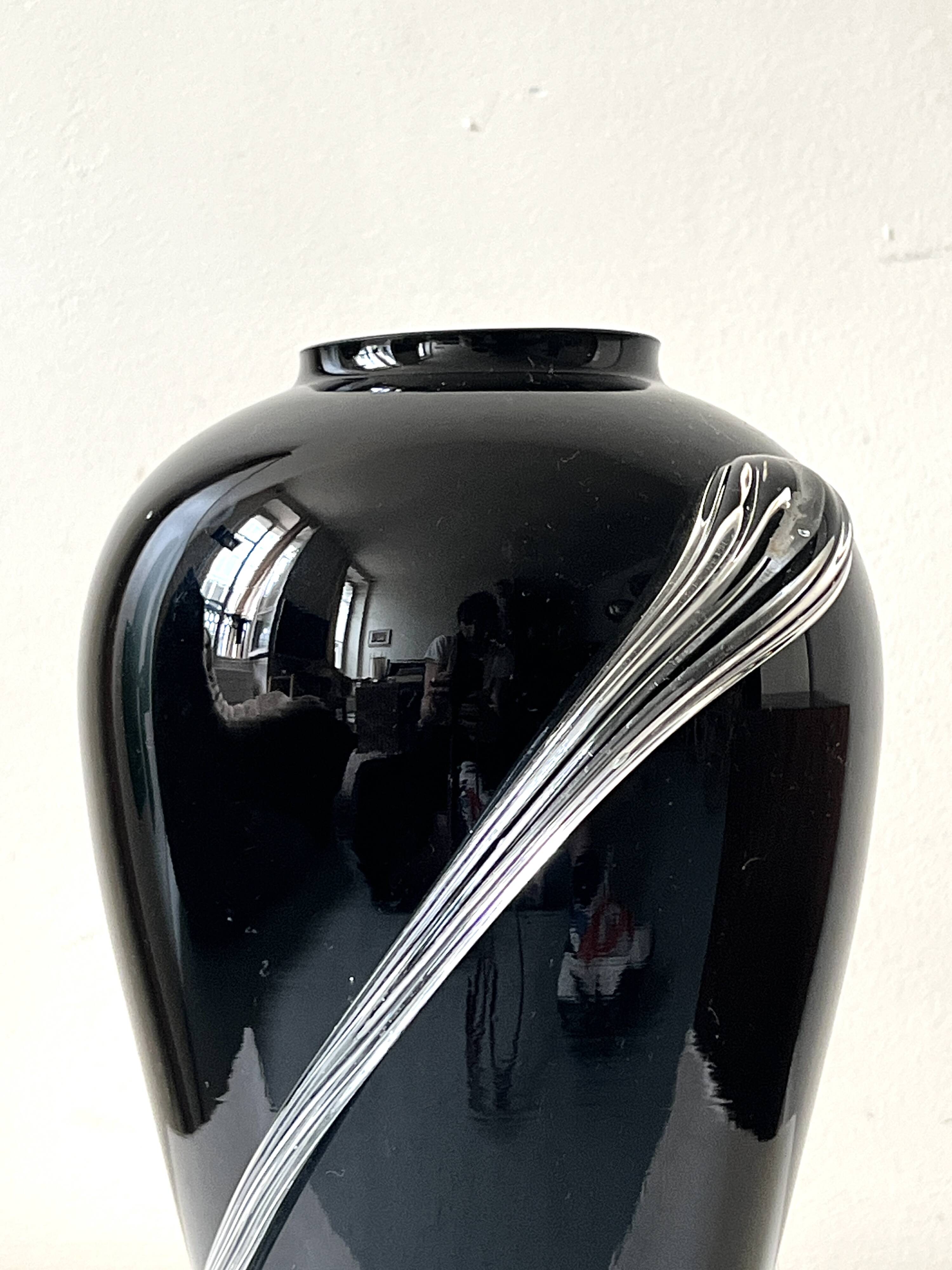 Large mouth-blown glass vase (black amethyst)