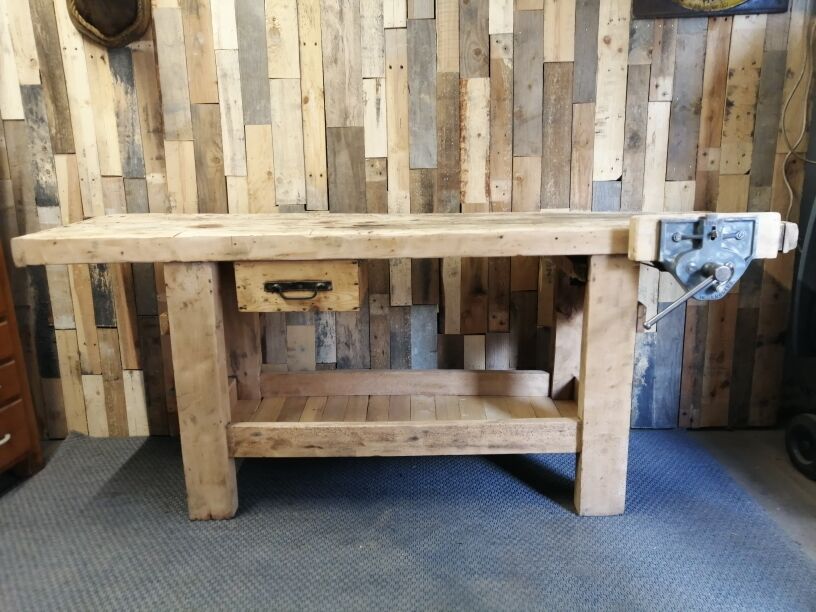 Carpenter's workbench