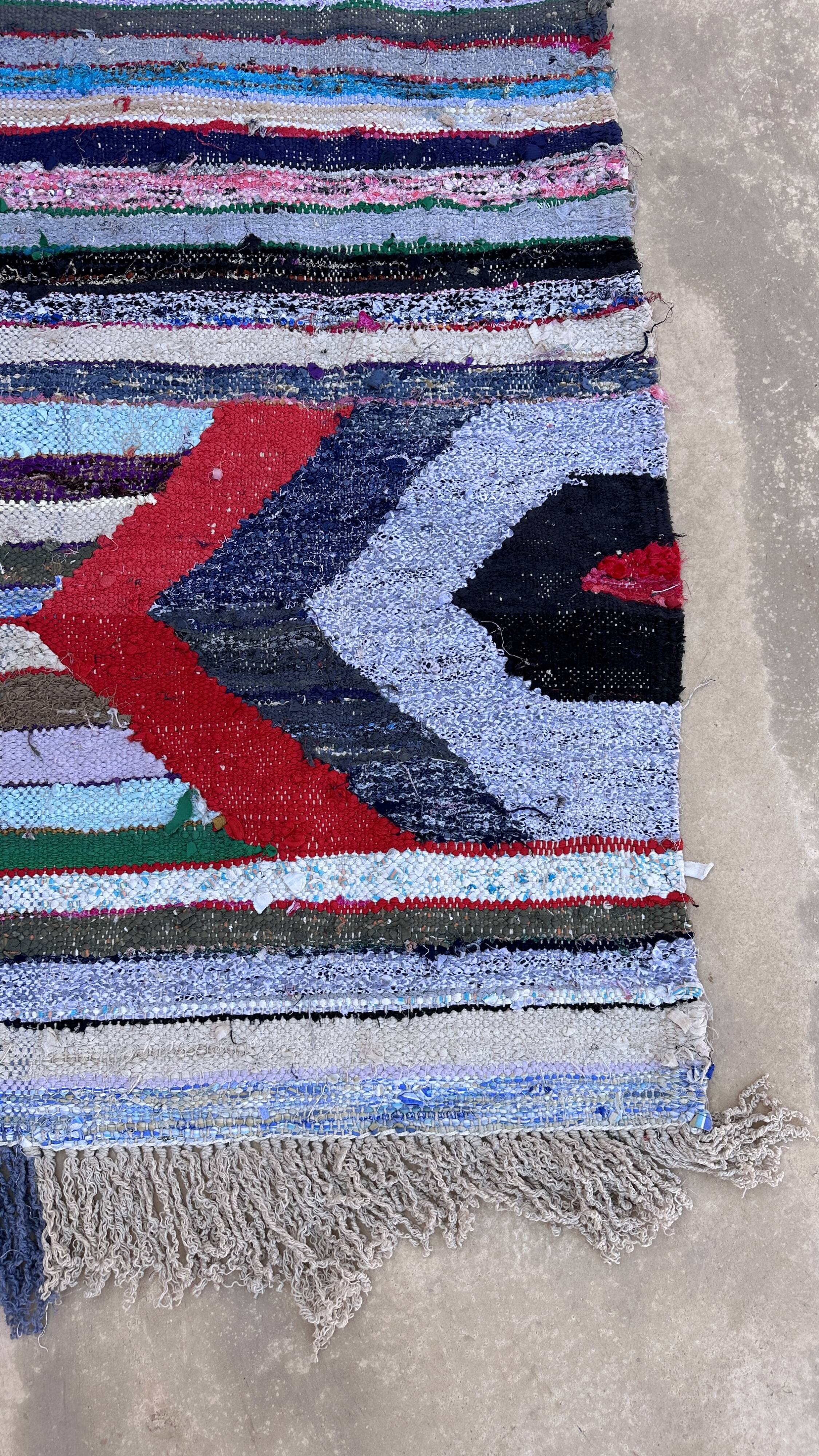 Colorful Moroccan rug - 152 x 263 cm