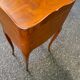 Table de chevet Louis XV en chêne massif 1920