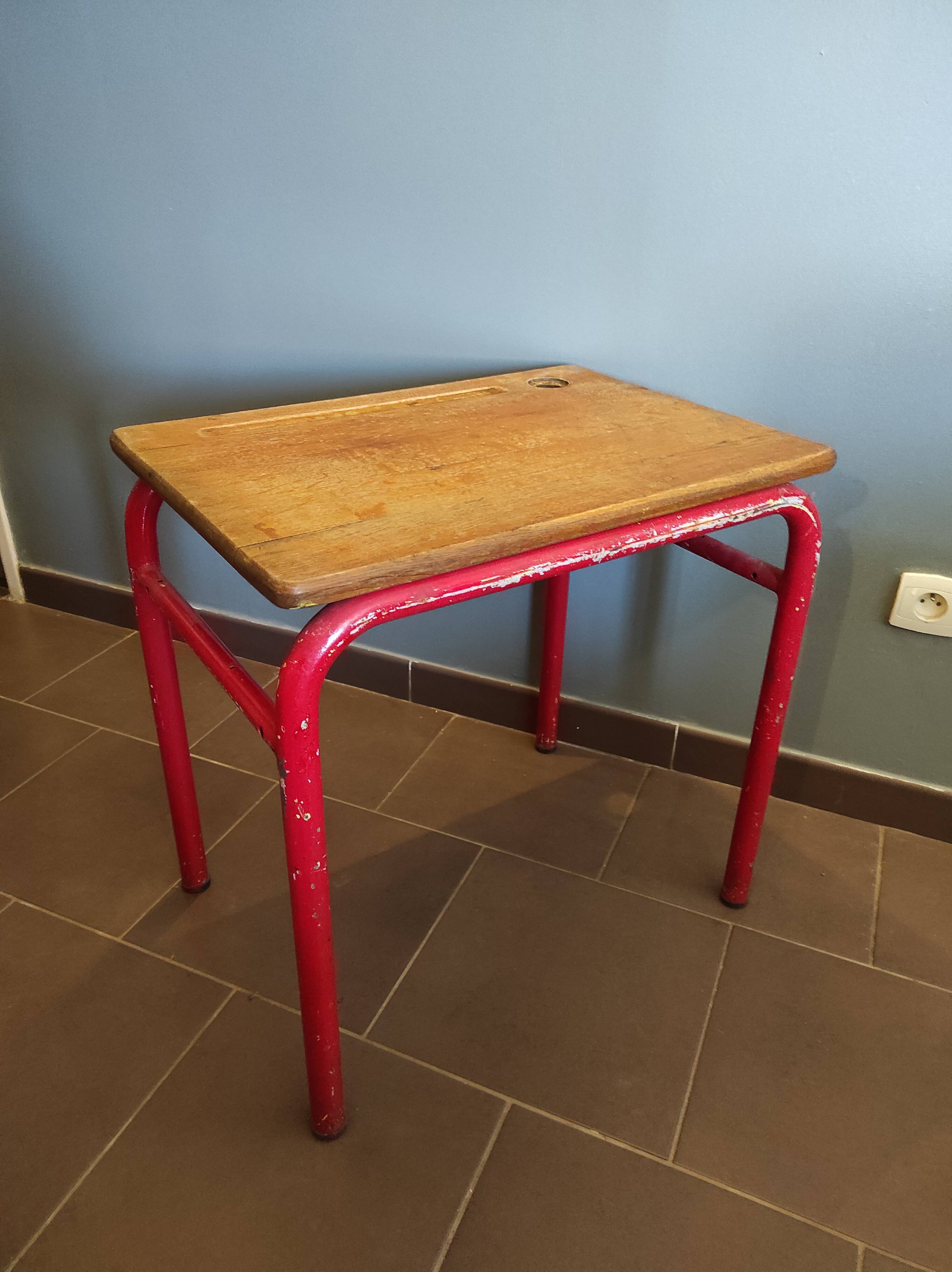 School desk in oak and red metal 1960