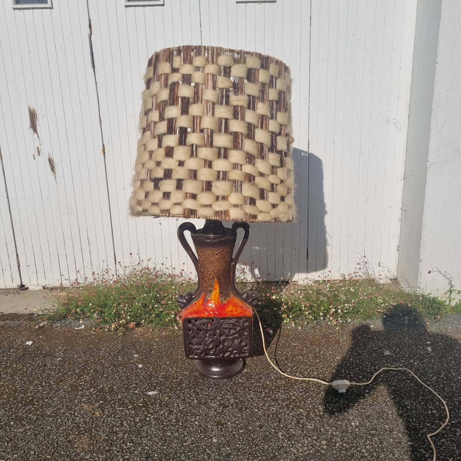 Lampe de sol de 1970, Abat-jour en laiton de mouton