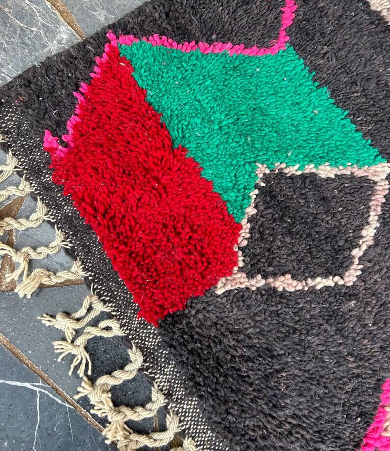 Beautiful handcrafted rug 100cm×200cm