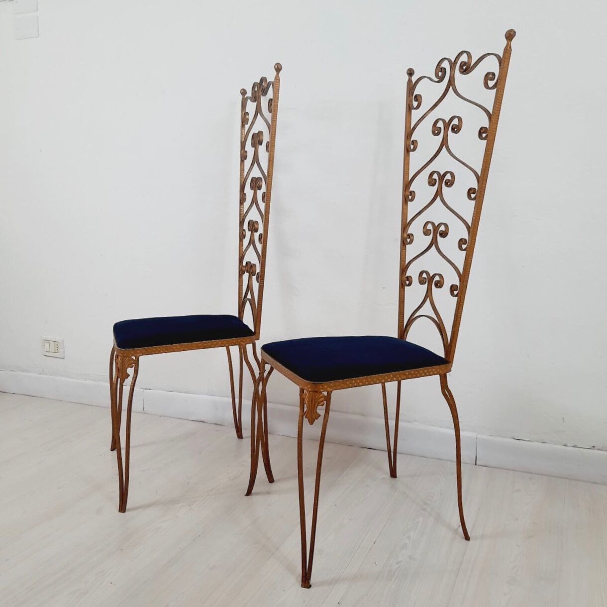 Pair of vintage chairs, design Pier Luigi Colli