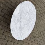 Original oval coffee table Knoll Tulip Eero Saarinen Carrara