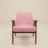 Mid-century modern armchair, oak wood, natural wool.