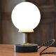 Lampe à poser globe vintage blanc, finitions noir et or
