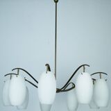 Rare lustre Arredoluce Monza à 9 lumières en laiton et verre opalin, Italie, 19