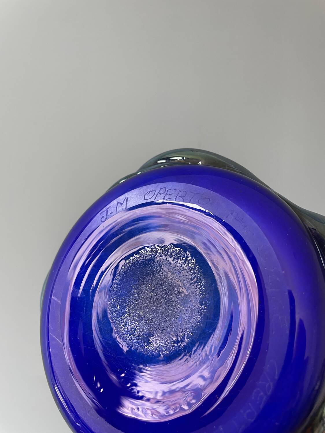 Blown glass vase signed Jean Michel Operto de Biot