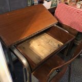 Schoolboy office a place and its chair