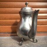 Tea service in Etain