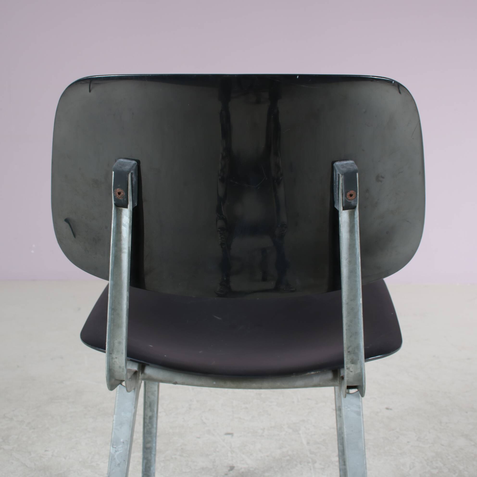 1990s Limited edition Revolt chair by Friso Kramer for Ahrend, Netherlands