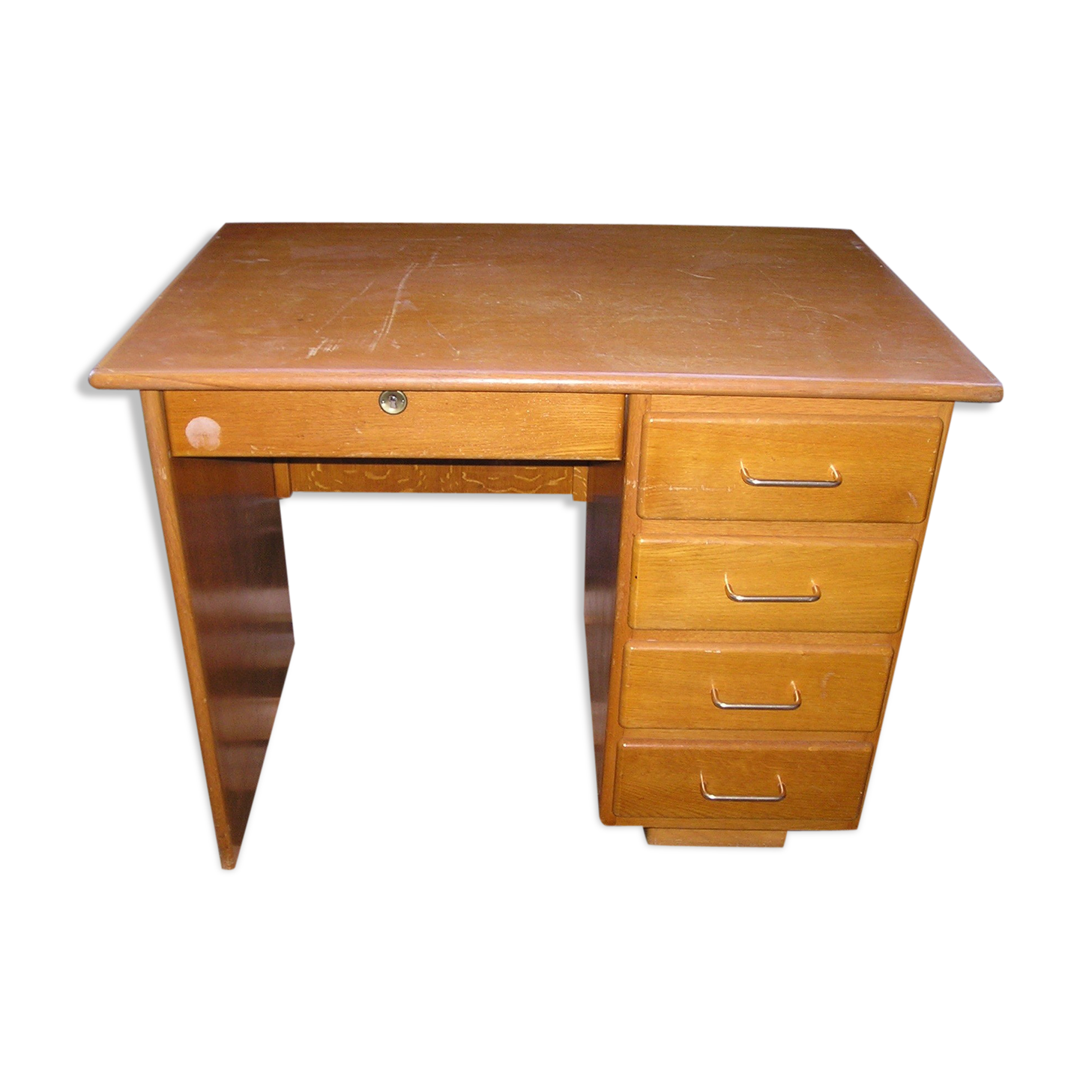 Bureau en chêne à 5 tiroirs années 70