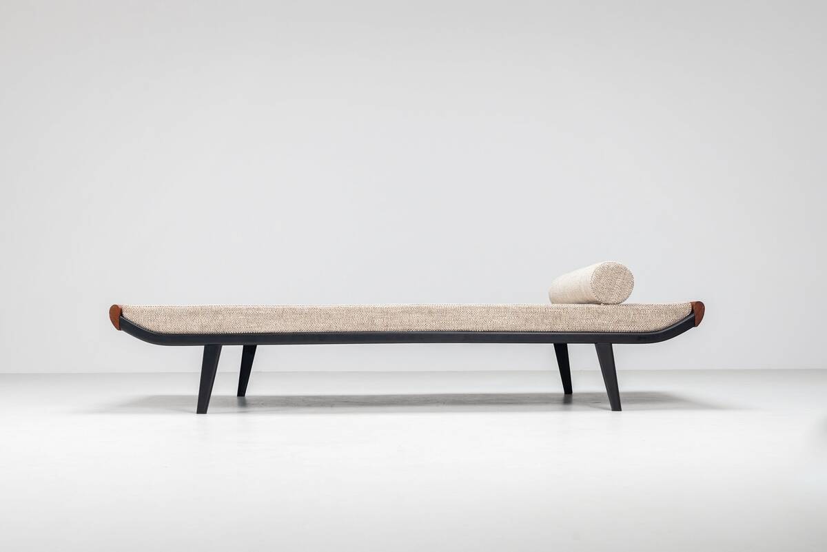 Dick Cordemeijer Cleopatra daybed for Auping in melange fabric The Netherlands 1954
