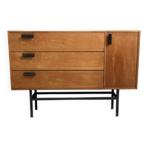 Cabinet en bois de rangement