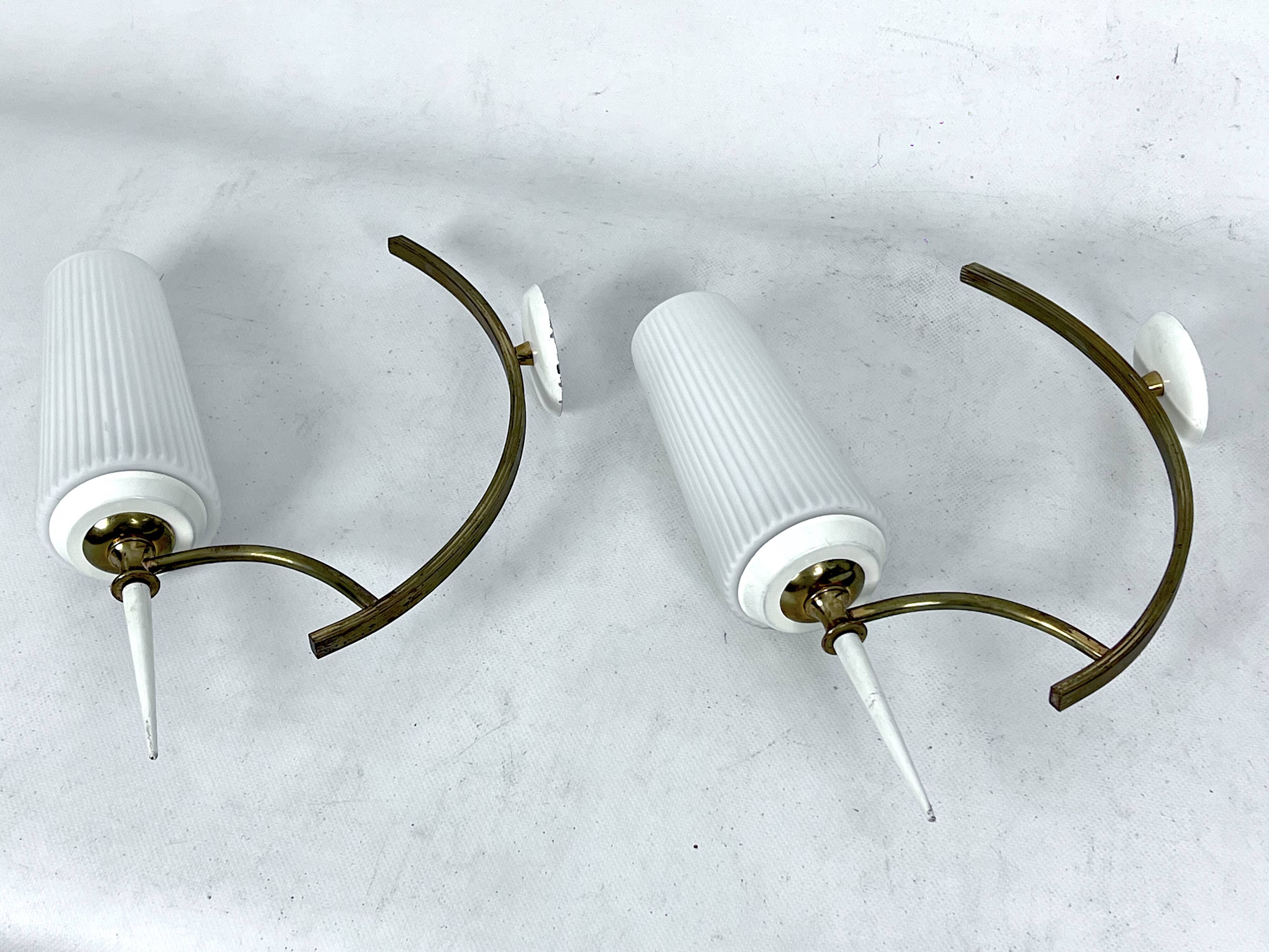 Mid-Century Italian pair of sconces in brass and opaline glass