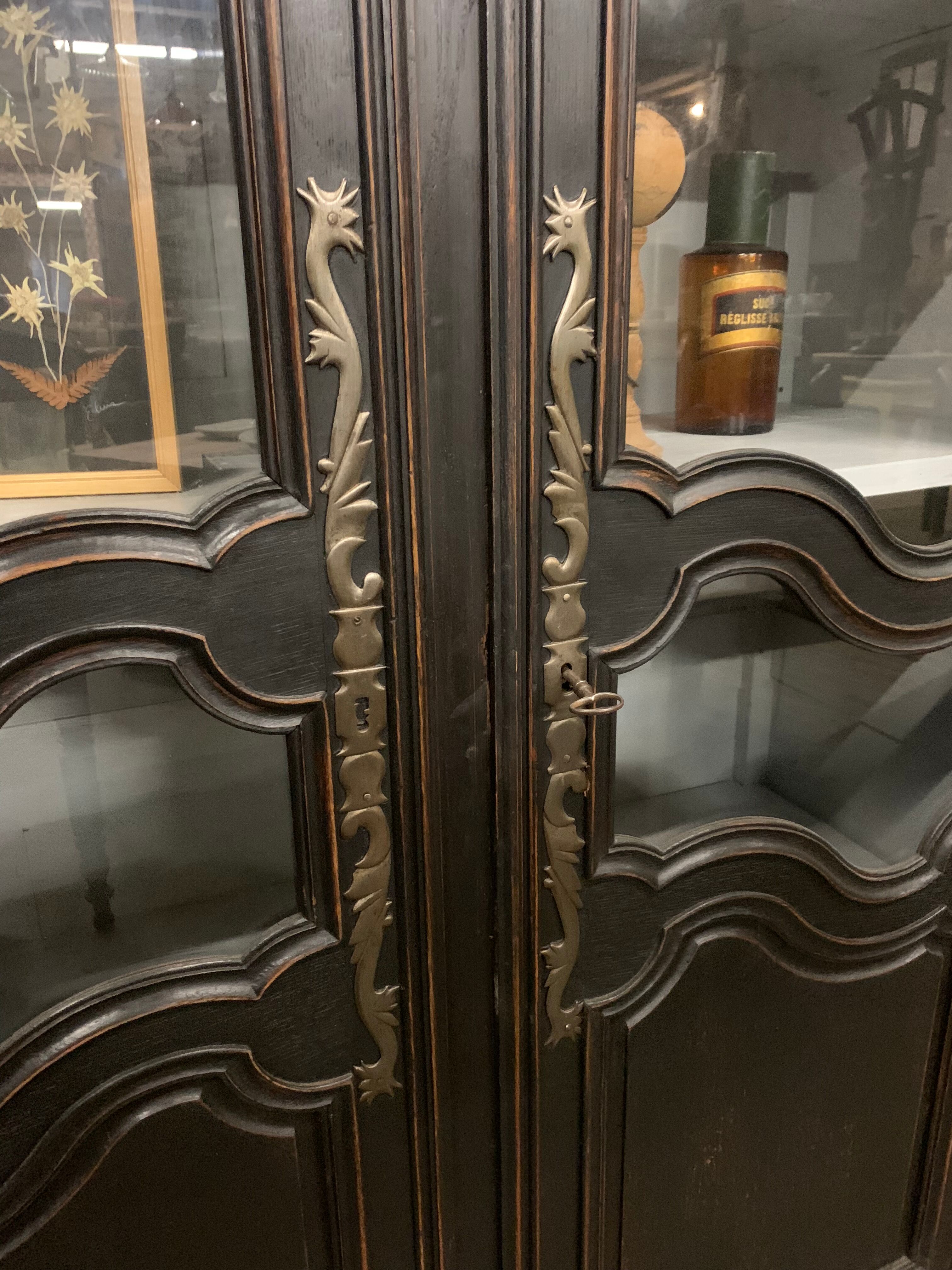 Old library in oak 19th