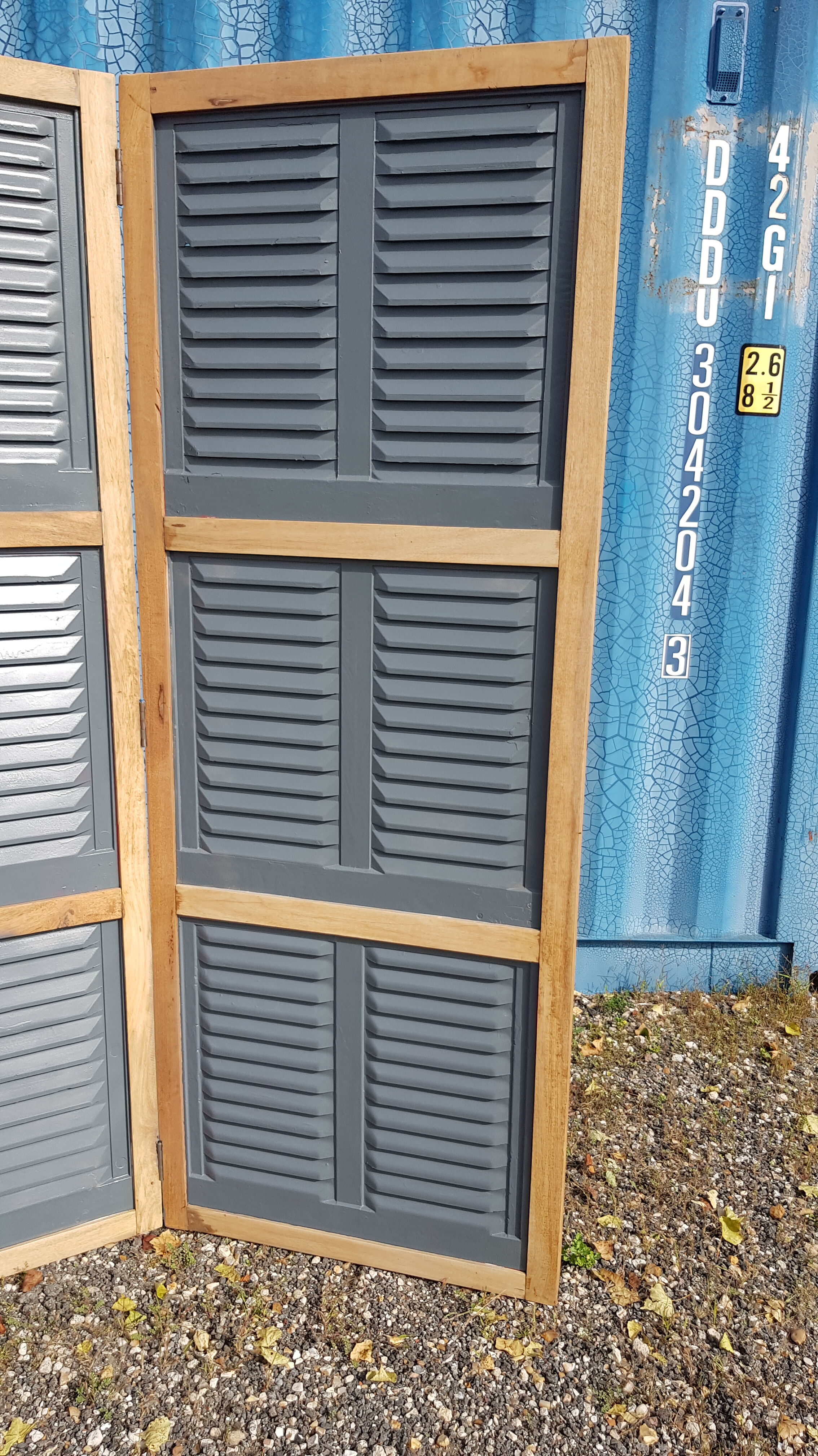 Screen - workshop divider