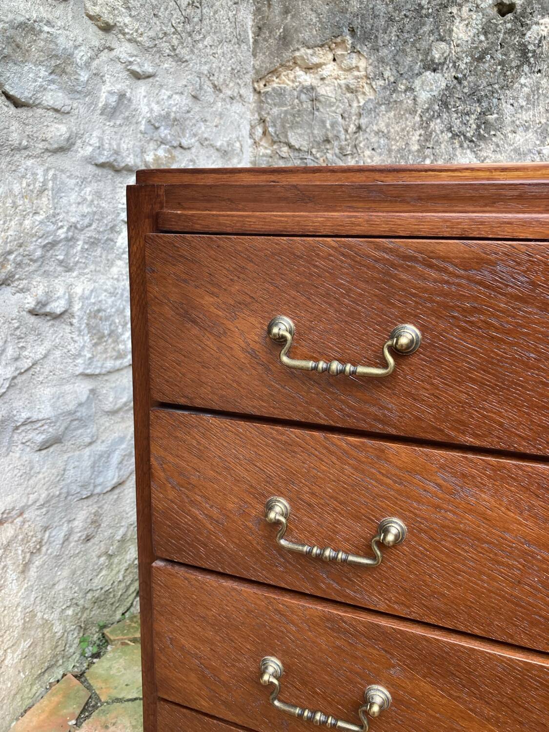 Vintage chest of drawers with tapered legs