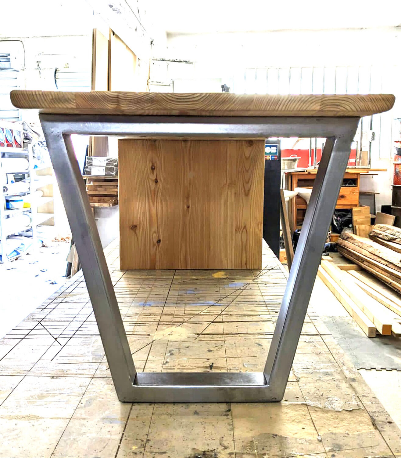 Larch coffee table and steel base