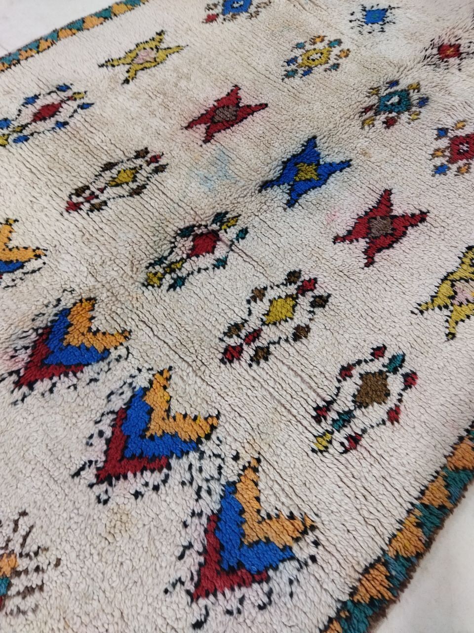 Handmade Moroccan Berber carpet 265 X 120 CM