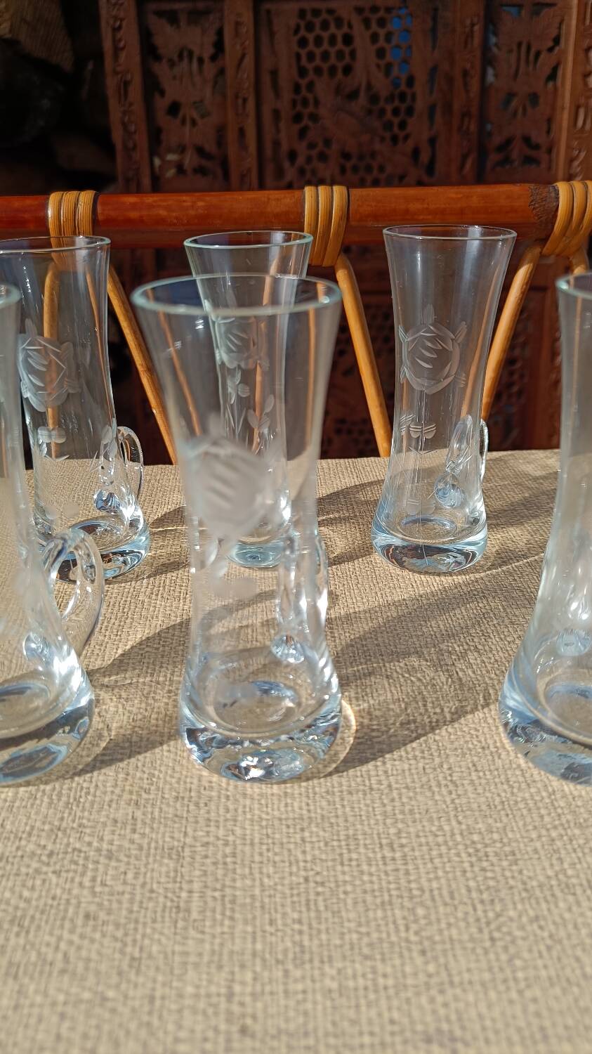 Six verres à shot en cristal gravé