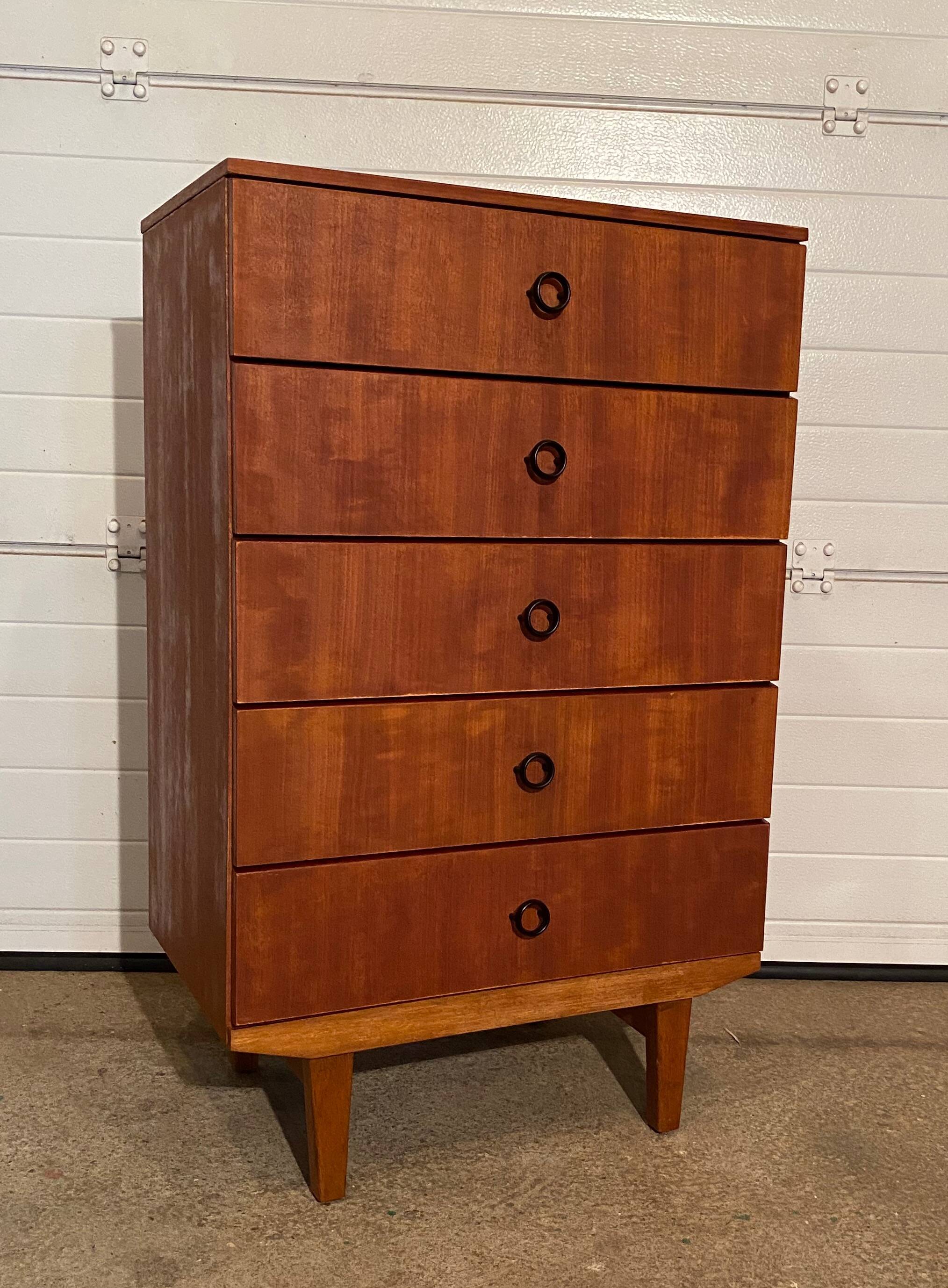Vintage chest of drawers/weekly organizer
