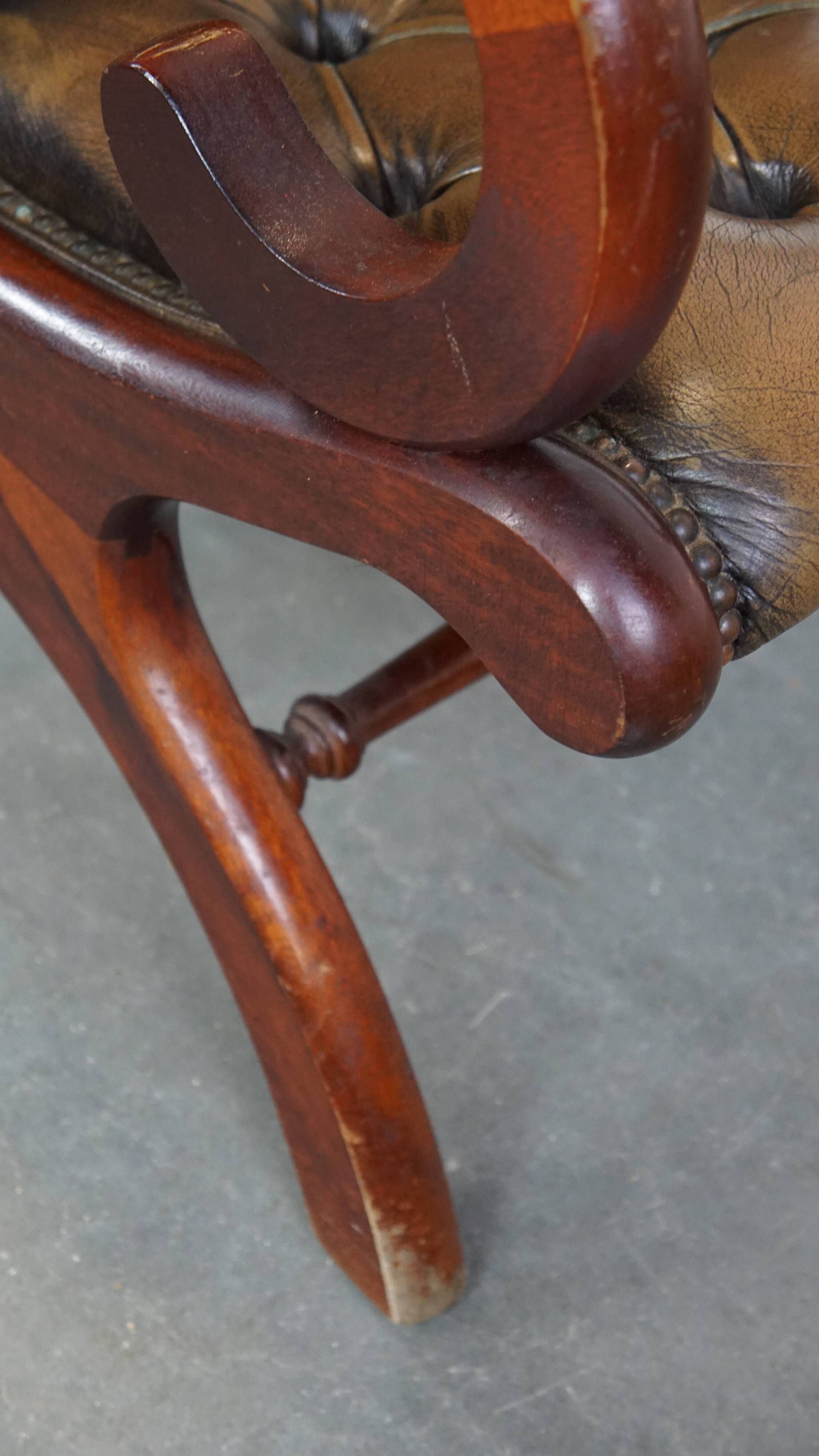 Green Vintage Leather English Chesterfield Armchair Combined with Wood
