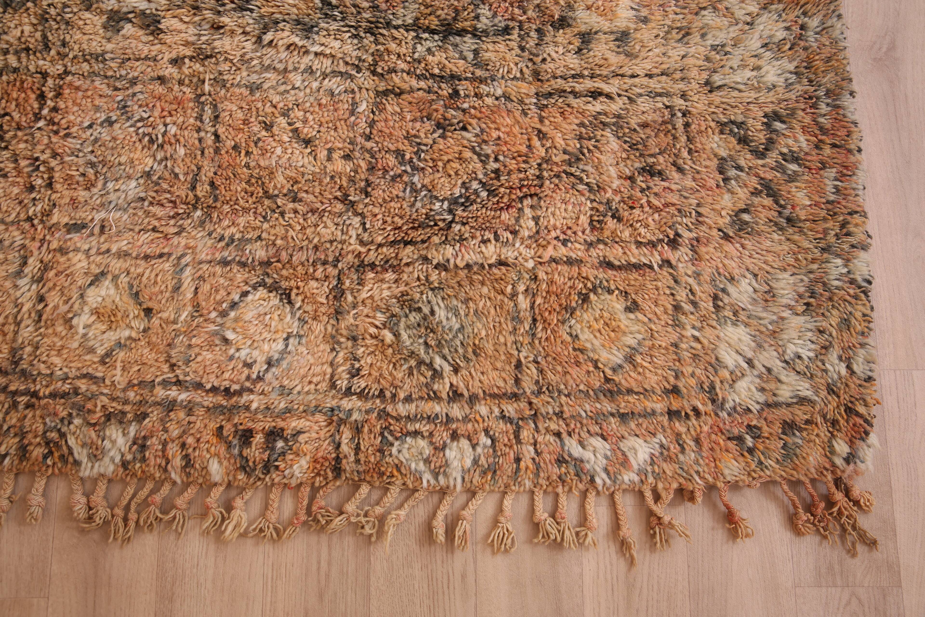 Peach Vintage Moroccan Rug 210 x 270 cm, Berber Wool Rug, Handmade Boho Rug