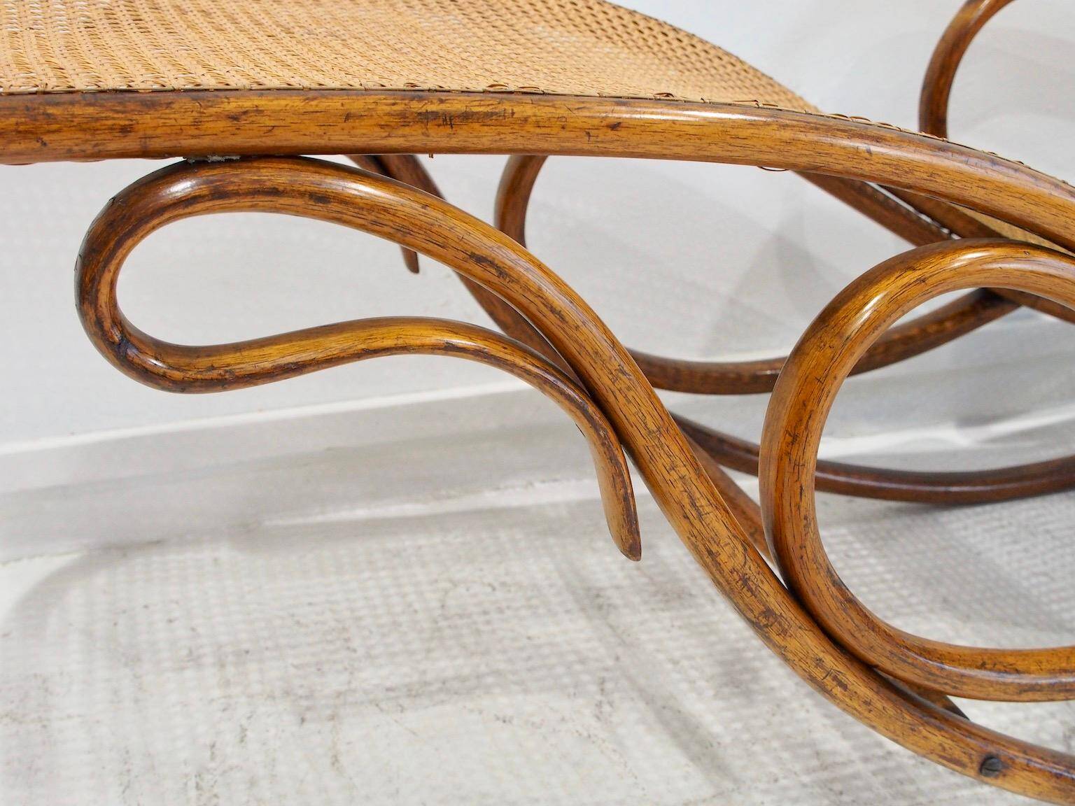 Thonet rocking chair, model 7500