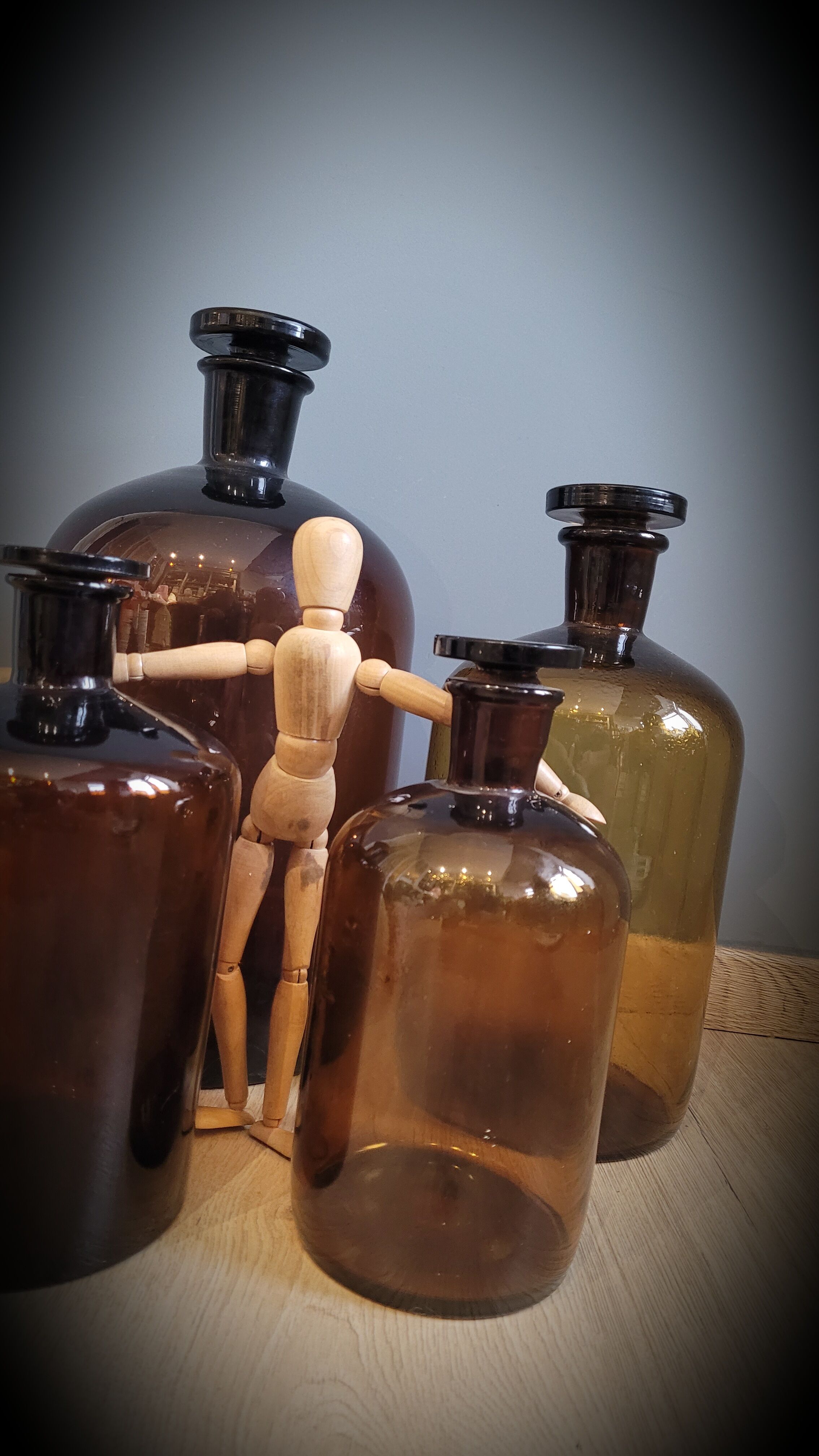 Apothecary bottle