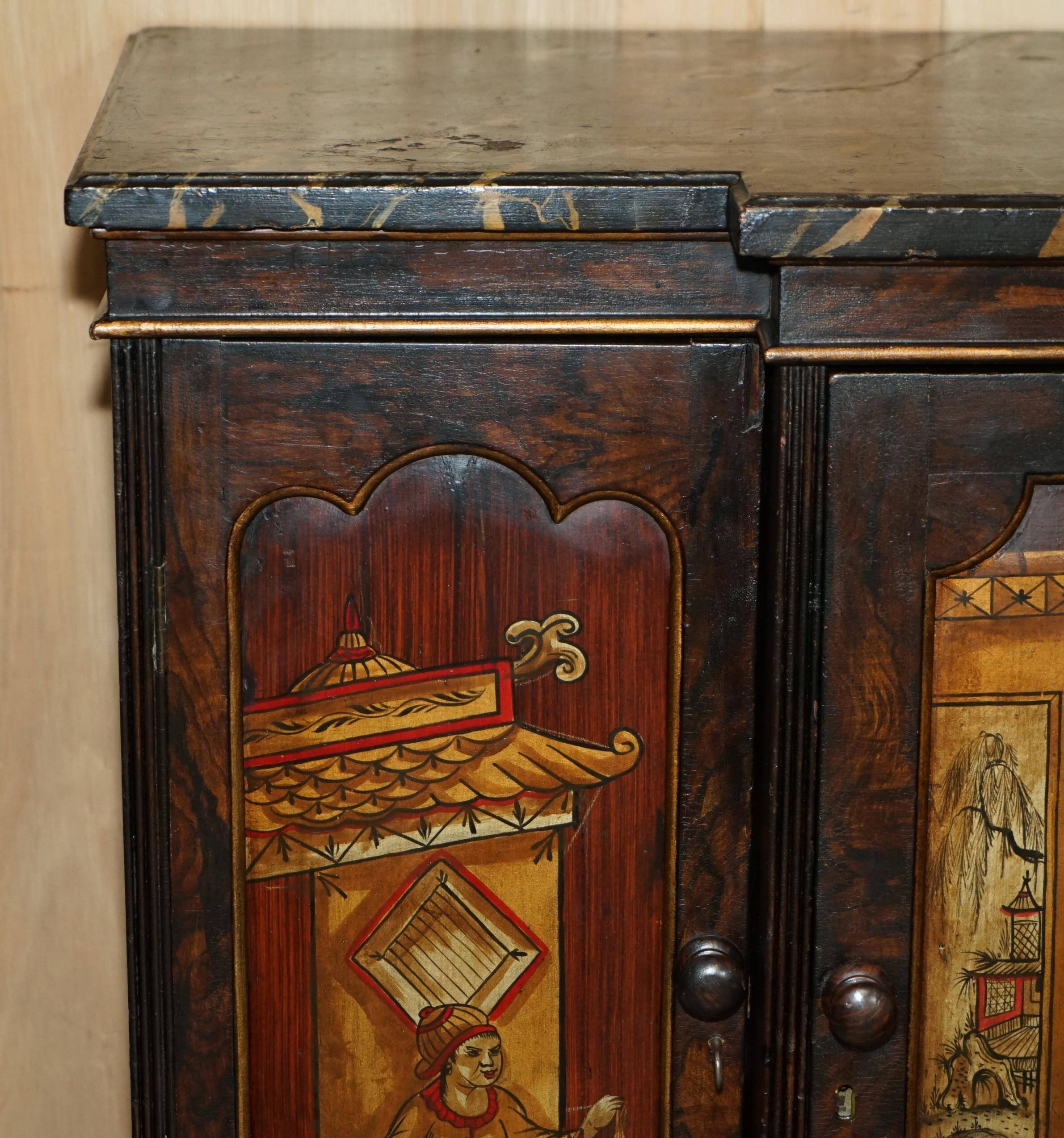 Regency 1810 library buffet in simulated hardwood with Chinese decoration.