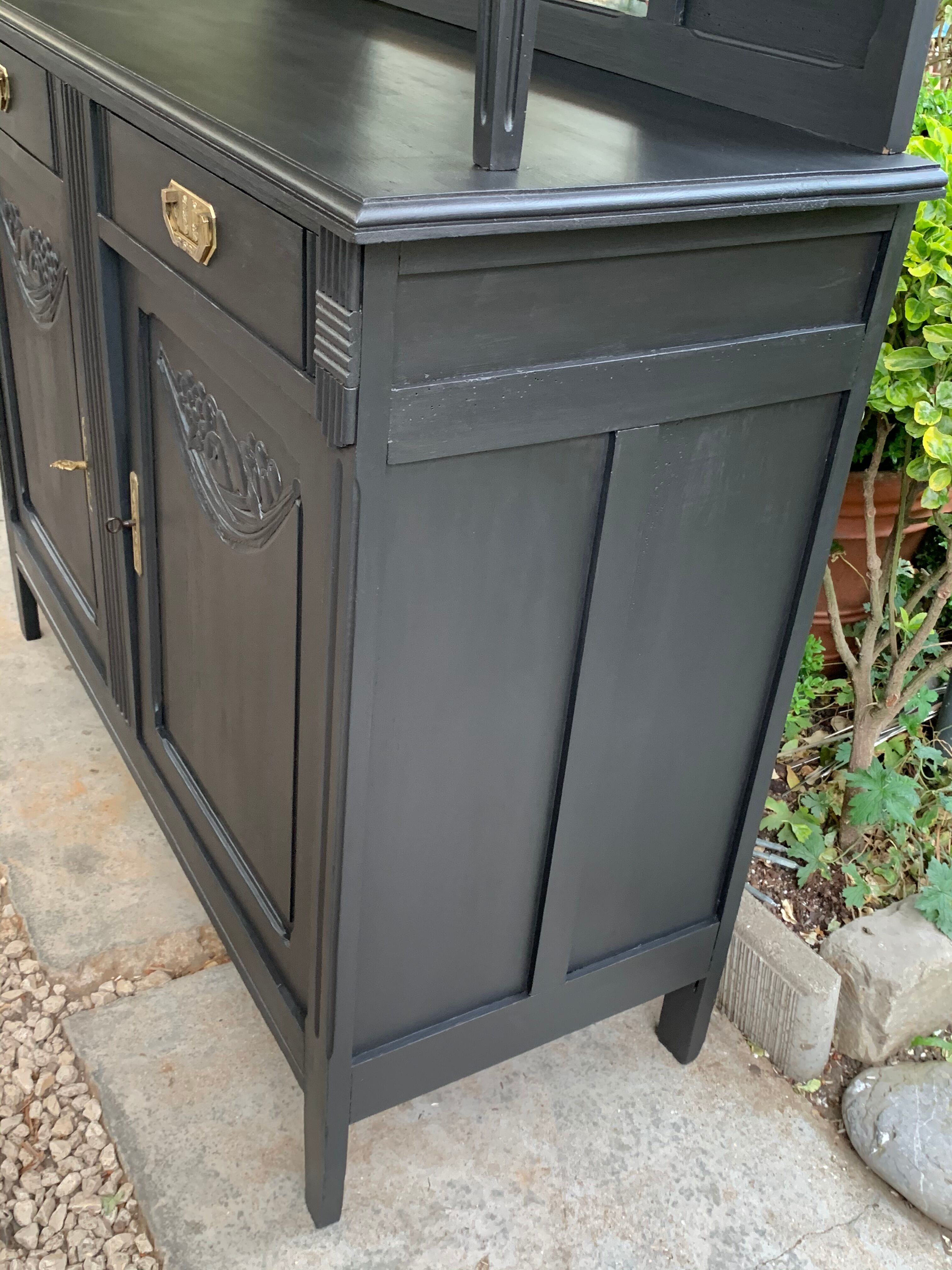Art Deco Parisian buffet