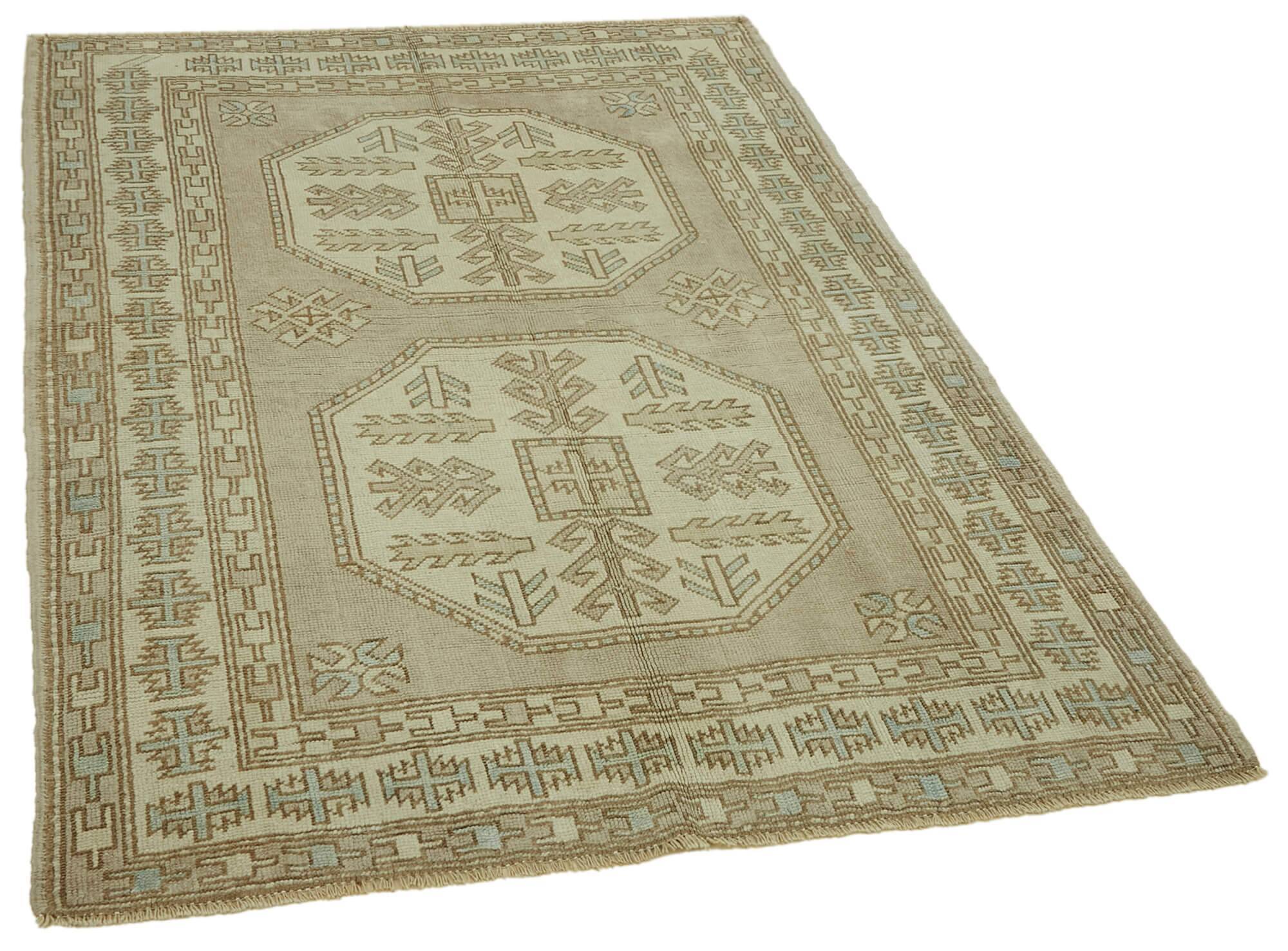 Turkish Vintage Anatolian Rug 127 cm x 180 cm