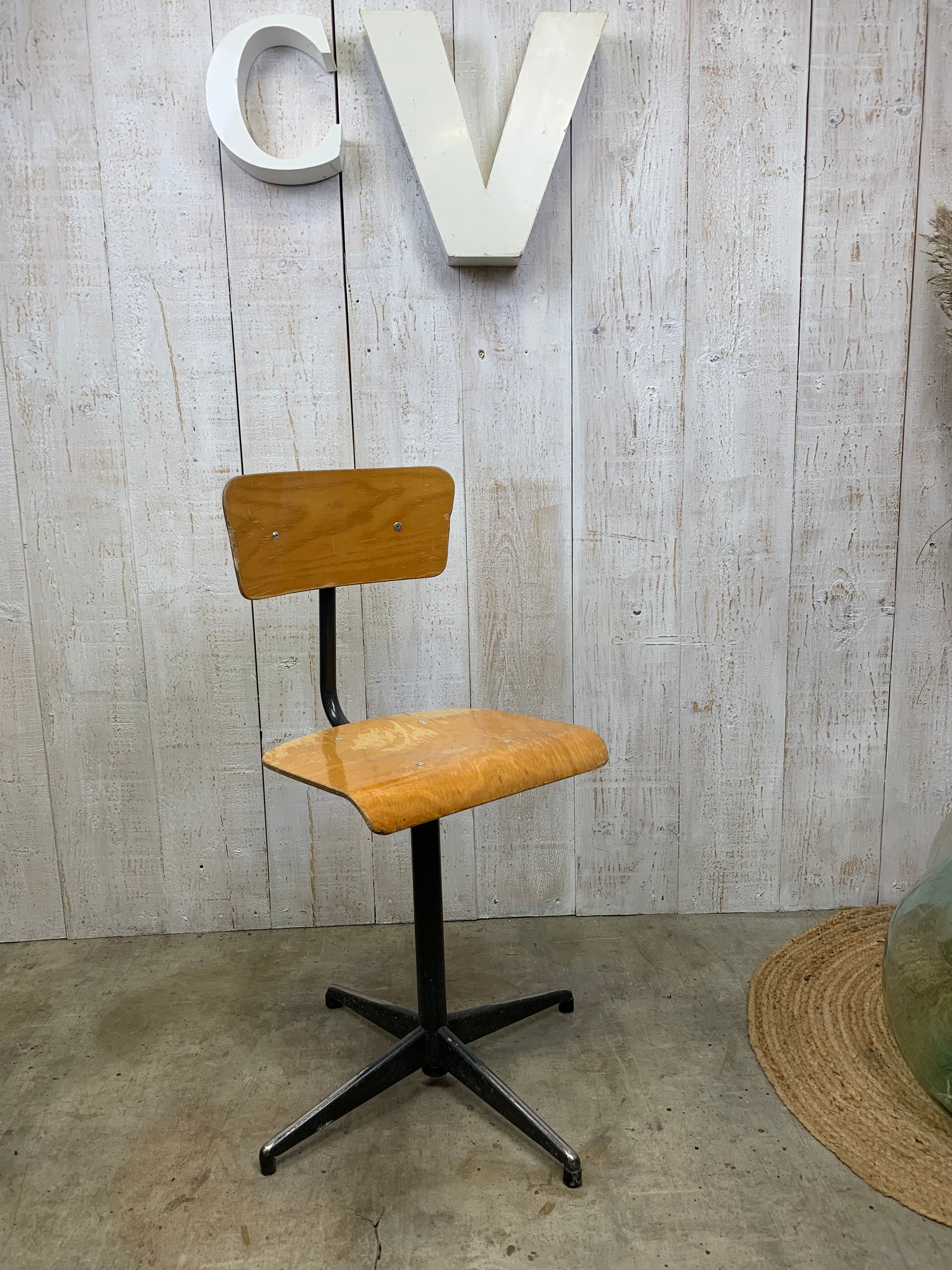 Vintage workshop chair