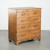Large antique English blonde oak chest of drawers from the 18th century
