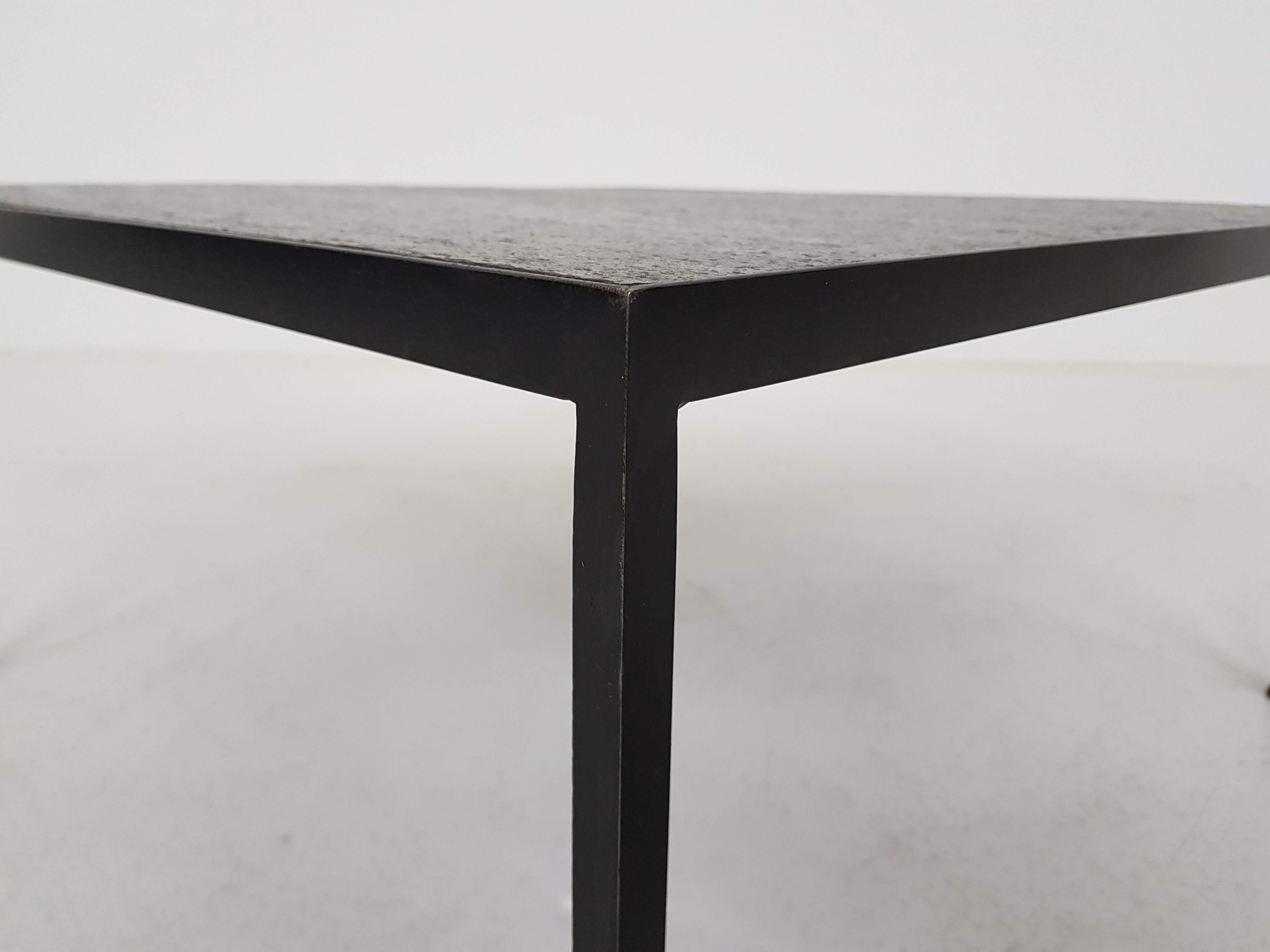 Table basse, en métal aux Pays-Bas, 60's