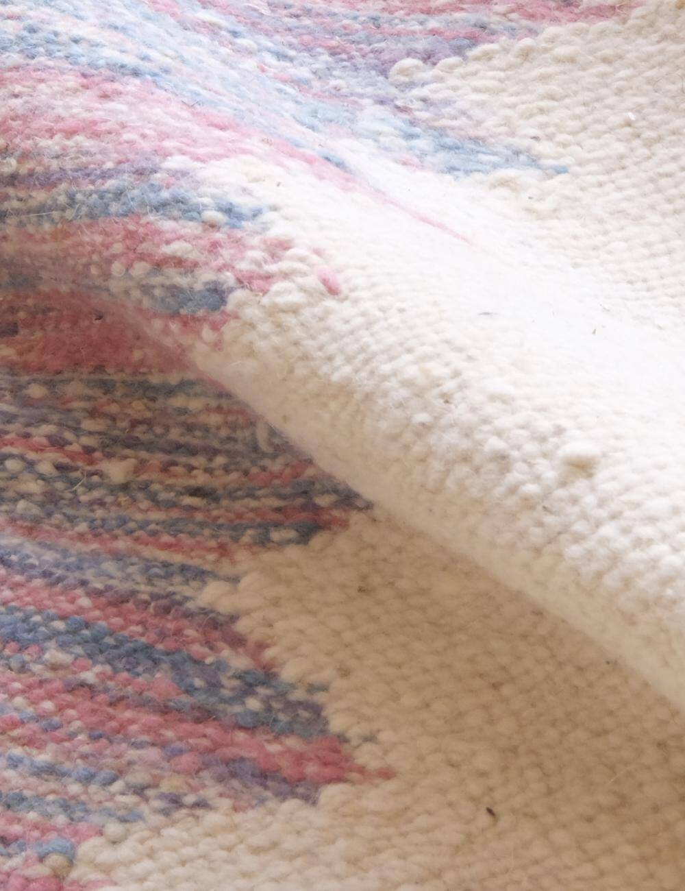 Contemporary Kilim Rug - 307 x 194 cm