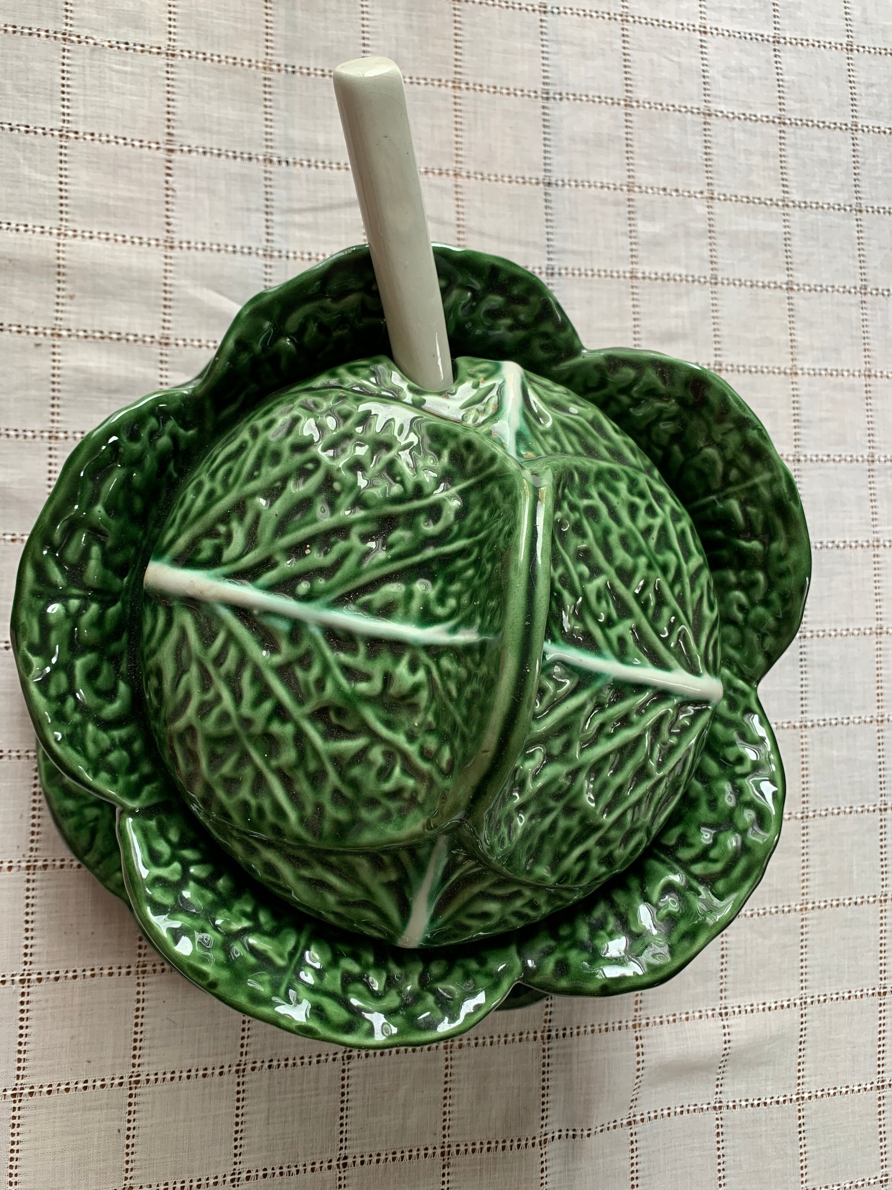 Soup bowl and cabbage dish in slurry