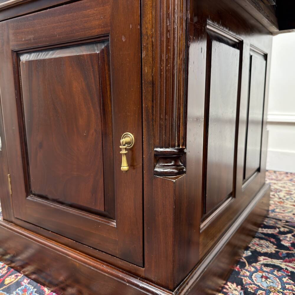 Classic English Desk with Black Leather