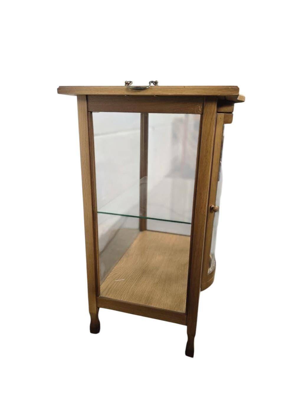 Vintage wooden bar cabinet / display case / shelf