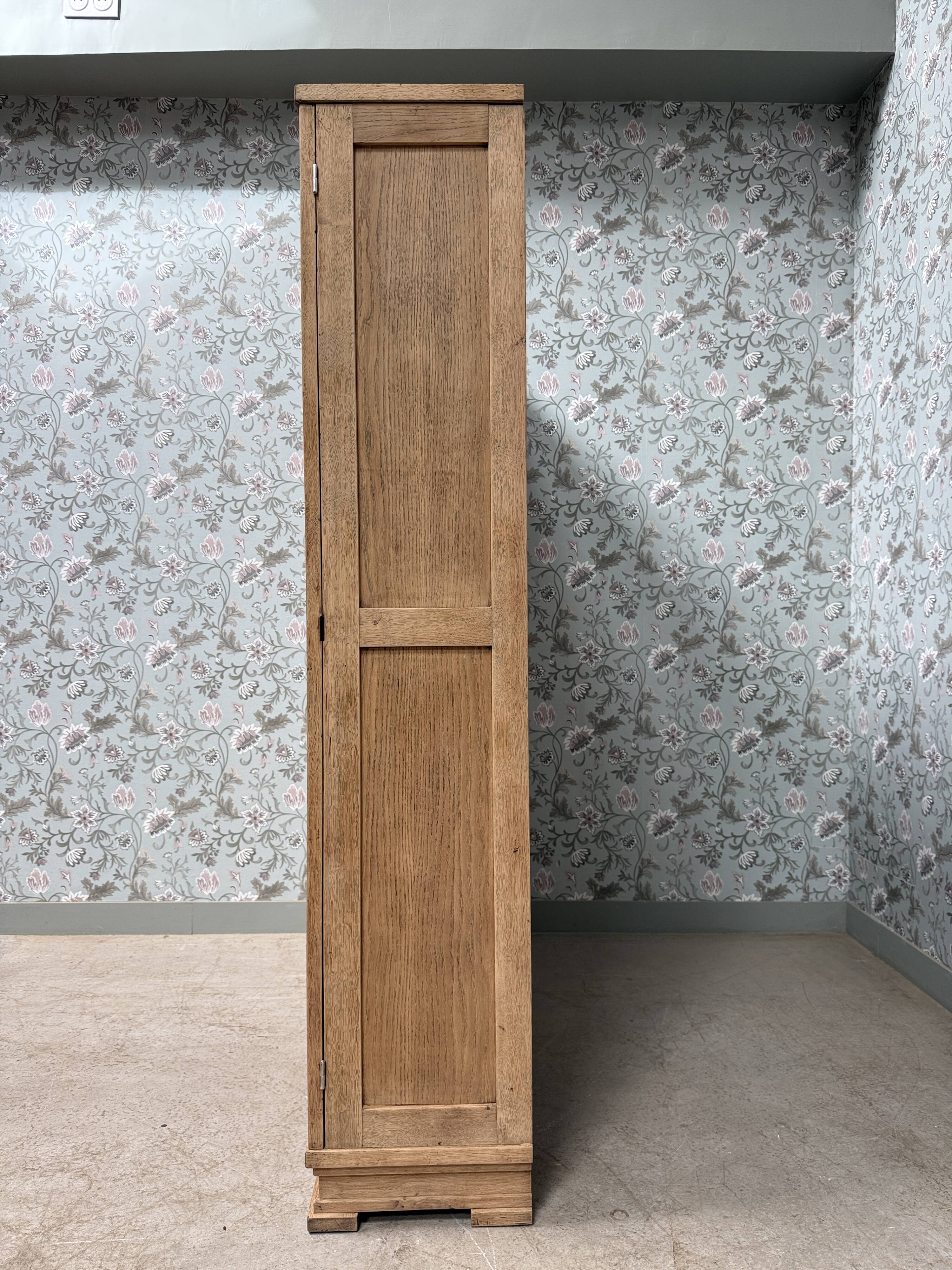 Large Art Deco wardrobe in oak (renovated)