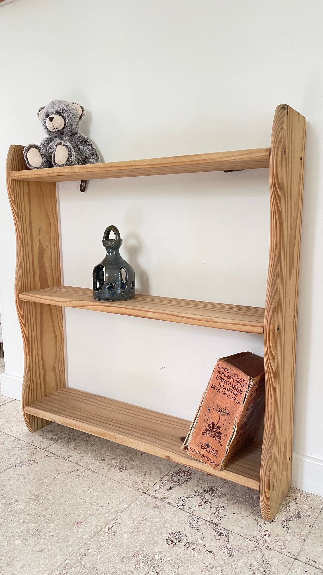 Vintage Solid Wood Shelf (Tabletop or Wall Mounted)