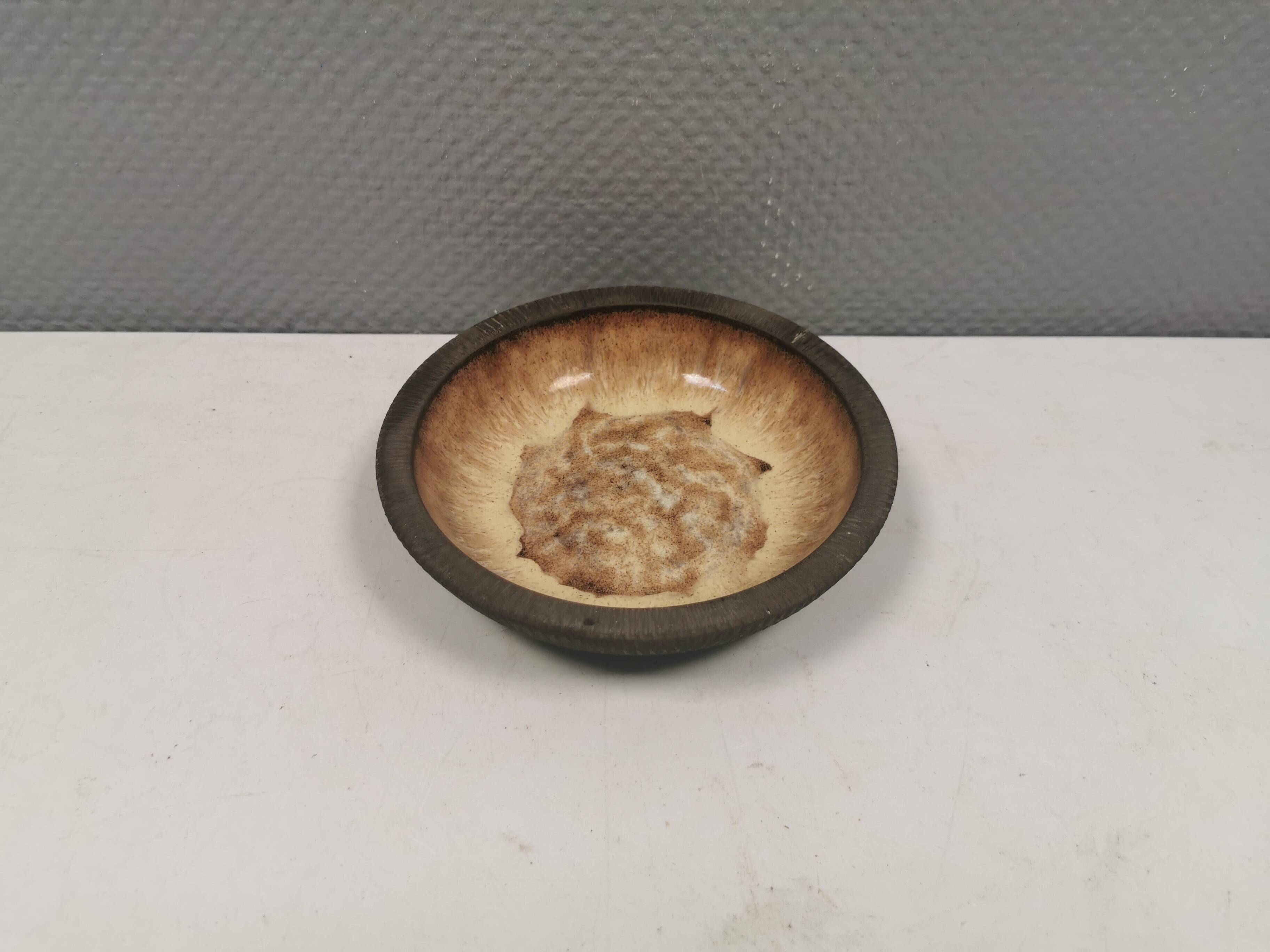 Delicious partially glazed ceramic dish 1970-80s