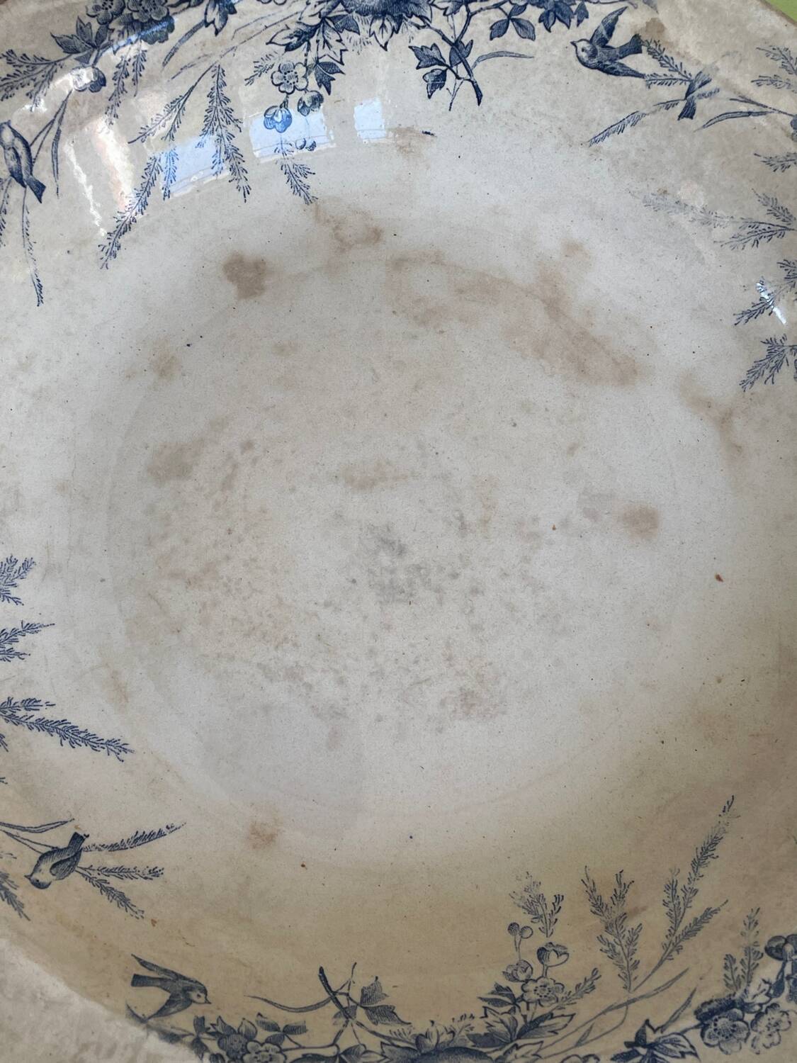 Shallow dish Creil and Montereau model Linotte diameter 28 cm