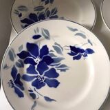 Set of 4 Longchamp Terre de fer plates with flower decoration