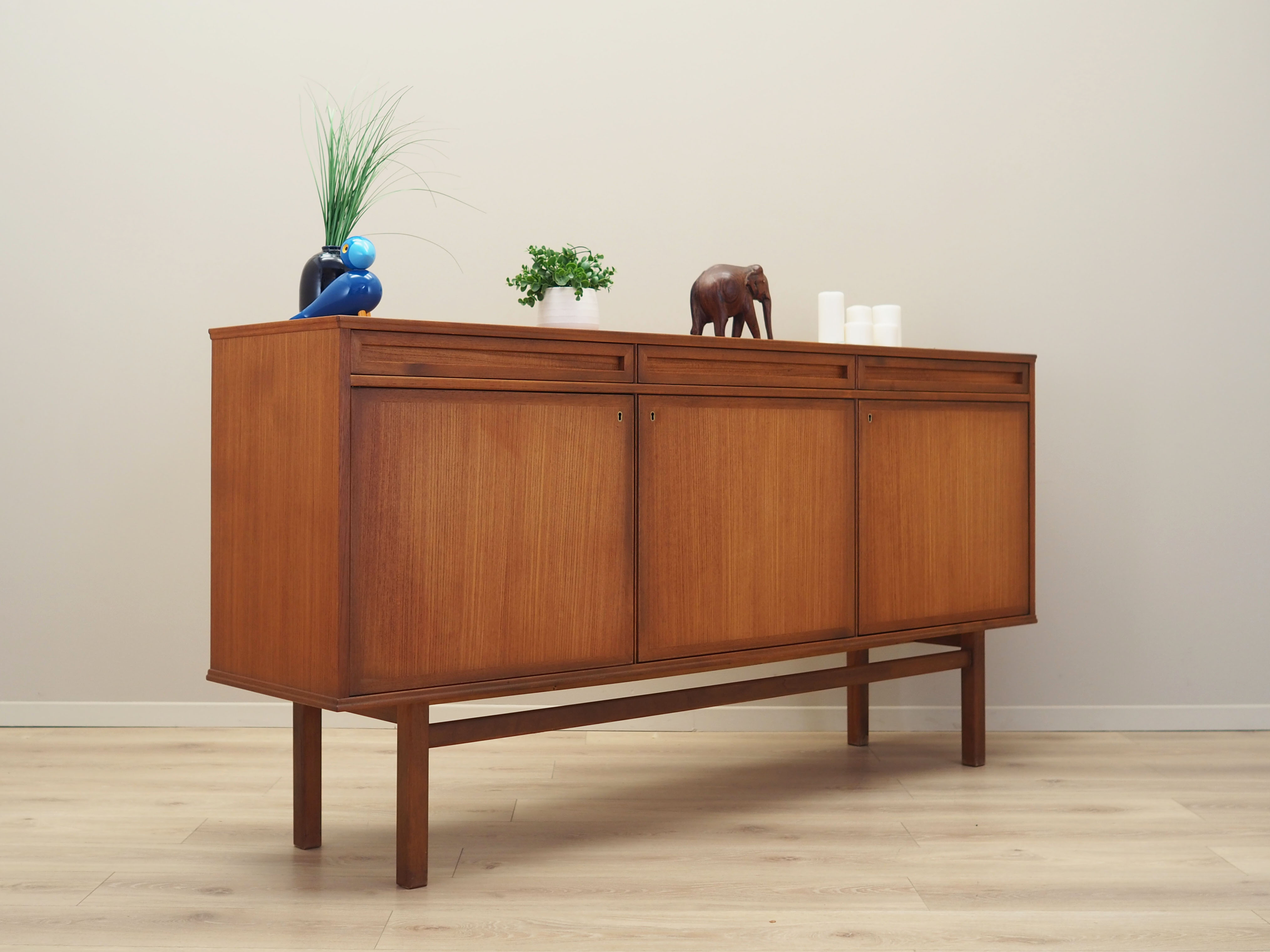 Teak sideboard, Swedish design, 1960s, manufacture Ulferts