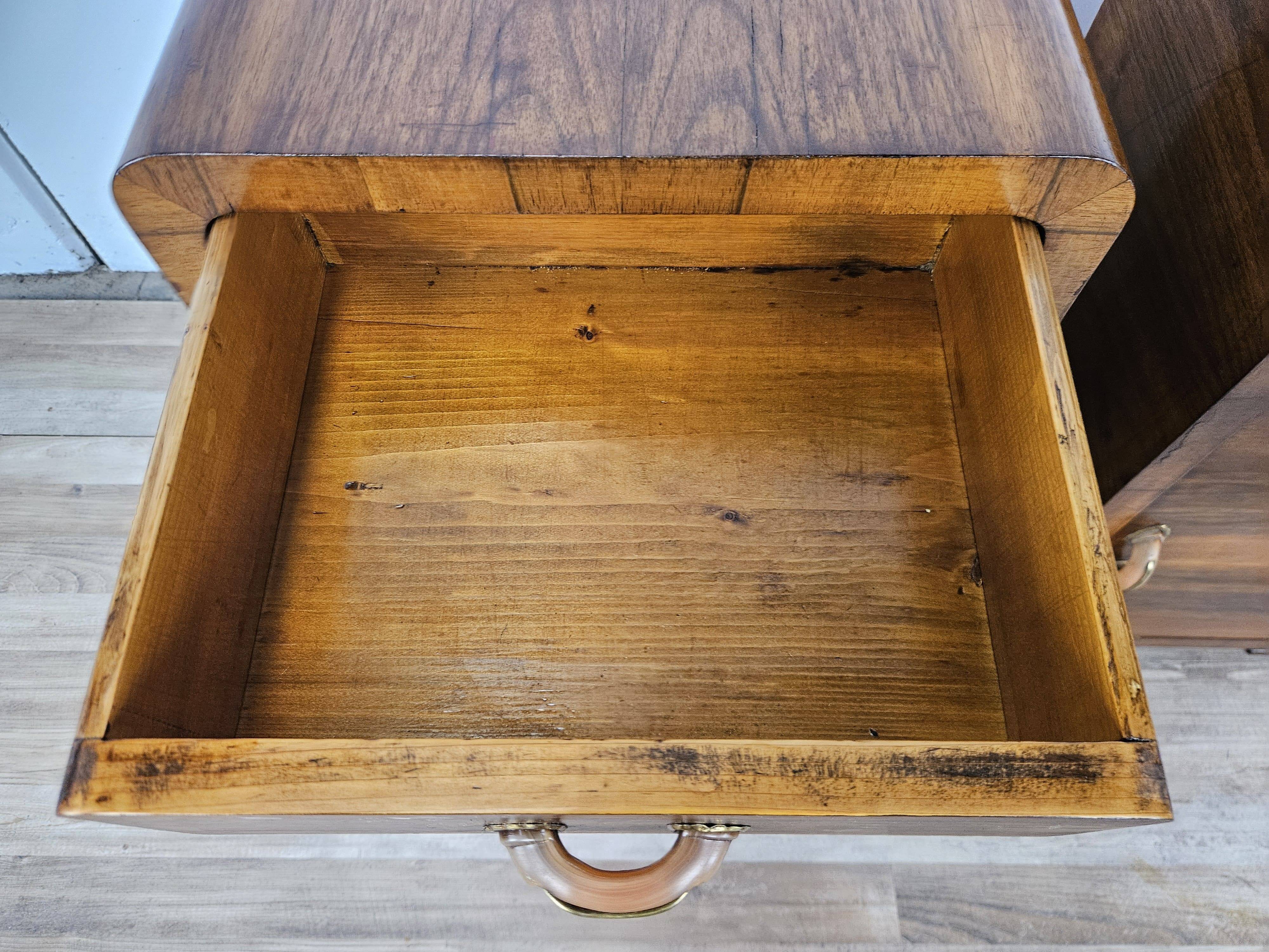 Art Decò walnut bedside tables with door and drawer