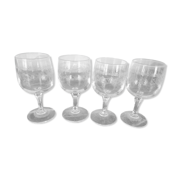 Lot of 4 small old glasses