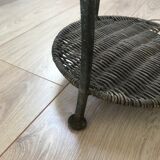 Tripod harness in wrought iron and wicker